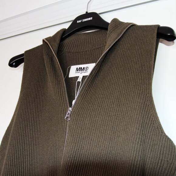 BNWT AW21 MAISON MARGIELA MM6 KNIT UP ZIP UP DRESS M - Picture 4 of 12